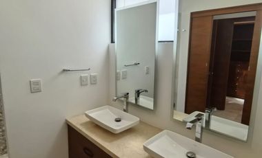 CASA EN VENTA LAGOS DEL SOL CANCUN COLIBRIS