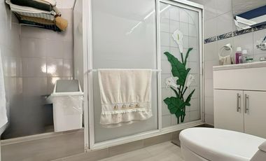 Casa Remodelada en Venta en Col. Monumental, Guadalajara – Excelente Ubicación