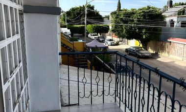 Casa Remodelada en Venta en Col. Monumental, Guadalajara – Excelente Ubicación