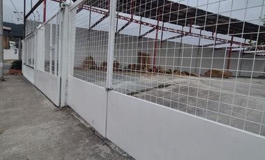 Terreno en Alquiler en el Norte de Guayaquil,  Cerca Ceibos, 1 Oficina,  2 Baños.