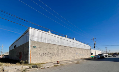 BODEGA EN VENTA SOBRE AV. OASIS