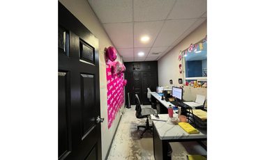 BODEGA EN VENTA SOBRE AV. OASIS