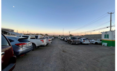 BODEGA EN VENTA SOBRE AV. OASIS