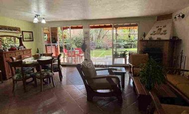 Casa Unifamiliar en urbanización cerrada