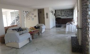 VENTA DE CASA A PRECIO DE TERRENO EN SAN MIGUEL...