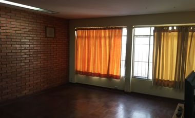 VENTA DE CASA A PRECIO DE TERRENO EN SAN MIGUEL...