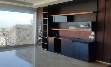 RENTA DE CASA EN VILLAS DEL CAMPESTRE CON ALBERCA