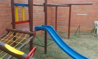 VENDO CASA, SECTOR LA HACIENDA, SUR DE CALI