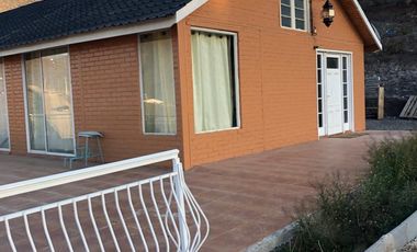 Acogedora casa en parcela de 13.200 M2