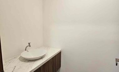 ICON BAY-MOCOLI SAMBORONDON KM6, Alquilo Hermoso departamento 3 dormitorios $2500.