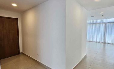 ICON BAY-MOCOLI SAMBORONDON KM6, Alquilo Hermoso departamento 3 dormitorios $2500.