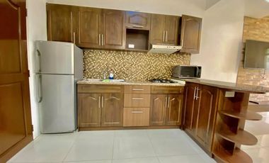 Furnished Townhouse for rent with 2 bedrooms and pool in Malabanias