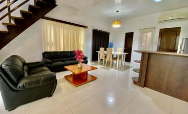 Furnished Townhouse for rent with 2 bedrooms and pool in Malabanias