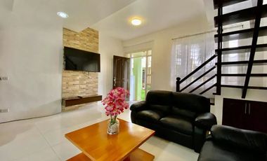 Furnished Townhouse for rent with 2 bedrooms and pool in Malabanias
