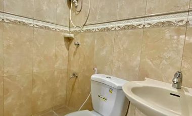 Furnished Townhouse for rent with 2 bedrooms and pool in Malabanias