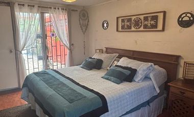SE VENDE LINDA Y SOLIDA CASA DE 3D 1B 1E 171MTS2 COMUM ÑUÑOA
