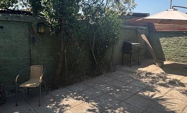 SE VENDE LINDA Y SOLIDA CASA DE 3D 1B 1E 171MTS2 COMUM ÑUÑOA