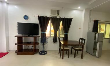 Studio type for rent with common pool in Malabanias