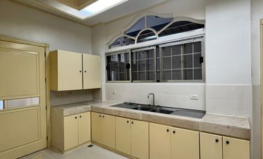 3 BEDROOM FOR LEASE IN SAN LORENZO VILLAGE