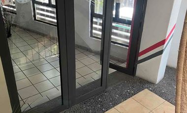 RENTA EDIFICIO 1o. y 2o. Piso 200m. IDEAL ESCUELA, OFICINAS DE GOBIERNO, etc.