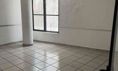 RENTA EDIFICIO 1o. y 2o. Piso 200m. IDEAL ESCUELA, OFICINAS DE GOBIERNO, etc.