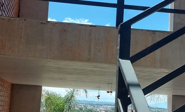 CASA NUEVA EN PREVENTA EN TEQUISQUIAPAN, EN FRACCIONAMIENTO PRIVADO, PORTÓN ELÉCTRICO, VIGILANCIA DURANTE EL DÍA.