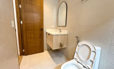 Promo Alert: From ₱35M down to ₱33.2M for Cash & ₱33.9M for Bank Financing! Cozy Semi-Furnished House & Lot for Sale in BF Homes, Parañaque City—3 Uni