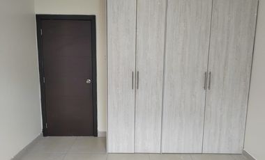 Departamento de alquiler en La Urbanización Las Cumbres, Ceibos, 1 parqueo.