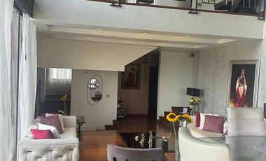 Venta casa campestre moderna con piscina en MIRAVALLE 2