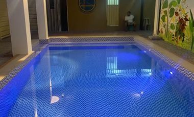 Fully Furnished 3 bedrooms townhouse with common swimming pool for rent in Malabanias Angeles City