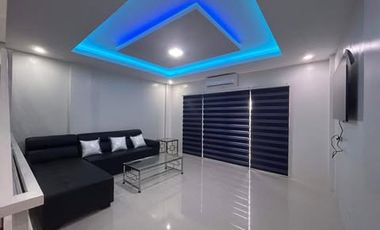 Fully Furnished 3 bedrooms townhouse with common swimming pool for rent in Malabanias Angeles City