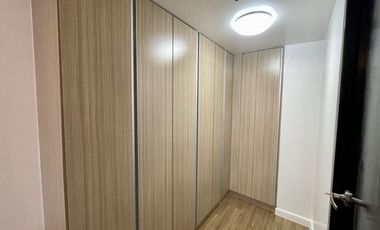 For Lease: Lower Penthouse 3-Bedroom Unit in One Maridien