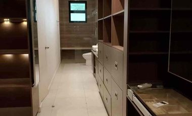 Modern Stylish Bungalow House for Lease in San Lorenzo Village Makati PP CODE L1558