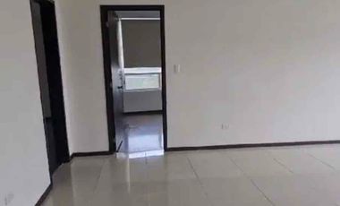 DEPARTAMENTO EN RENTA A 15 MINUTOS DE UDLAP y UNIVERCIDAD ANAHUAC