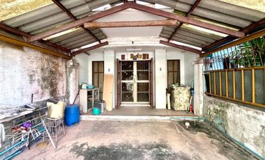 Your Dream Home Opportunity Is Here! For Sale: 3-Storey Townhome, 4 Bedrooms in Soi Charan 75 — Solid Structure, Minor Renovation Needed!