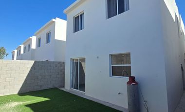 CASA DE RENTA EN CERRADA QUEBEC, MEXICALI