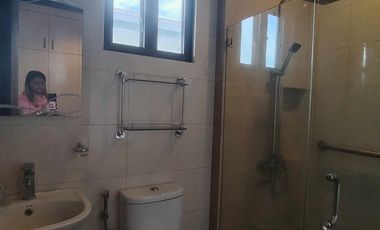 Preowned House and Lot in Villa Caseres in Sta Rosa Laguna -EGR