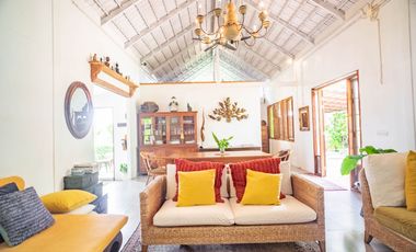 Rustic Thai Contemporary Pool Villa