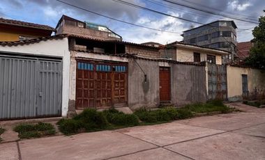 🏡 ¡OPORTUNIDAD EN VENTA! Casa como terreno de 240m2 en Urbanización Las Joyas - Cusco