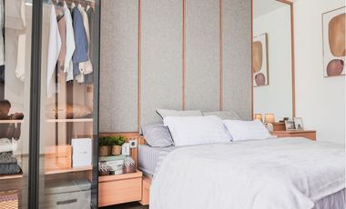 Baru! Konsep Rumah Cahaya di Bandung — 4BR, Taman Depan & Belakang, 106 m²