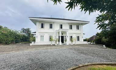LUXURY EUROPEAN HOUSE SEAFRONT PROPERTY FOR SALE WITH SWIMMING POOL IN PANGLAO ISLAND OF BOHOL