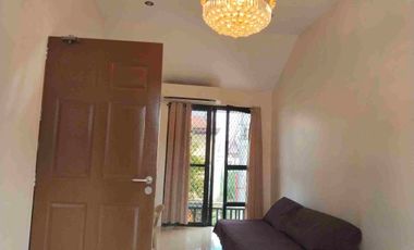 ELEGANT HOUSE AND LOT INSIDE GIGH END  SUBDIVISION