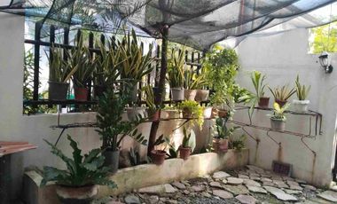 ELEGANT HOUSE AND LOT INSIDE GIGH END  SUBDIVISION