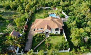 HOUSE AND LOT WITH SWIMMING POOL FOR SALE SEAVIEW IN PANGLAO ISLAND OF BOHOL