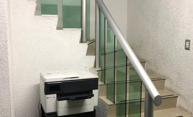 GRAN OPORTUNIDAD DE VENTA EDIFICIO EN NAPOLES