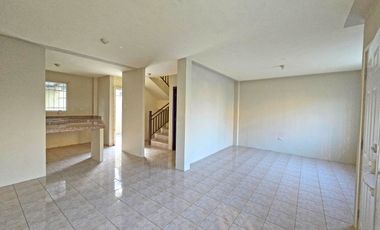 Alquiler de Casa de 3 Dormitorios - Urbanización Villa Bonita Etapa 9, Conjunto cerrado con Guardianía
