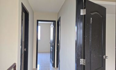 Alquiler de Casa de 3 Dormitorios - Urbanización Villa Bonita Etapa 9, Conjunto cerrado con Guardianía