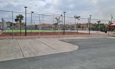 Alquiler de Casa de 3 Dormitorios, 2 Plantas - Urbanización Villa Bonita Et. 17, conjunto cerrado con Guardianía. Vía a Daule