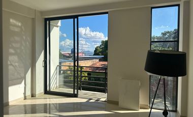 Se vende DPTO de estreno en el exclusivo sector de Las Lomas de San Pedro. Disfruta de la tranquilidad, clima fresco y un entorno natural privilegiado