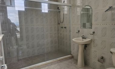 Casa en Renta en Toluca Col  Lomas Altas 5 recamaras